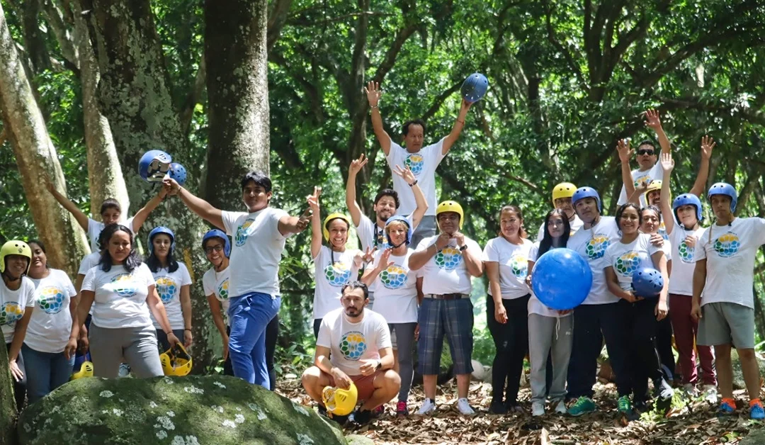 Hotel para retiro de bienestar con aventura en Jalcomulco Veracruz — Cotlamani Hotel Aventura